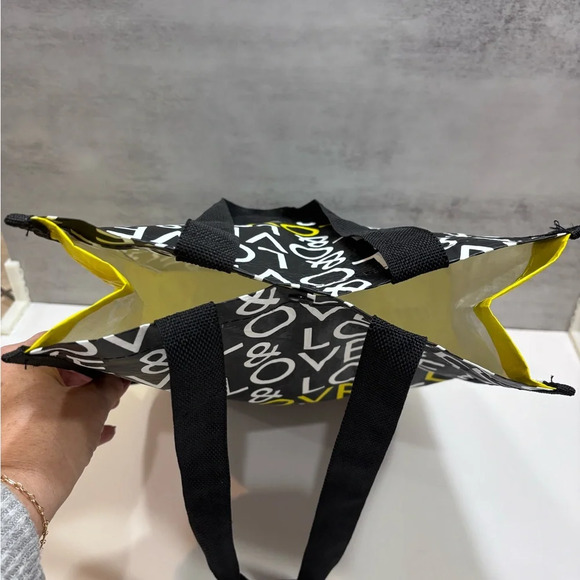 Kendra Scott Empty Bag Tote - Picture 4 of 8